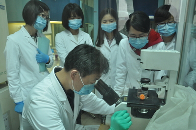 北京市师德榜样高占成 深耕医学试验发展，树北医人师德典范